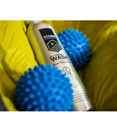 Препарат за пране на пухени дрехи Storm Down Care 500ml
